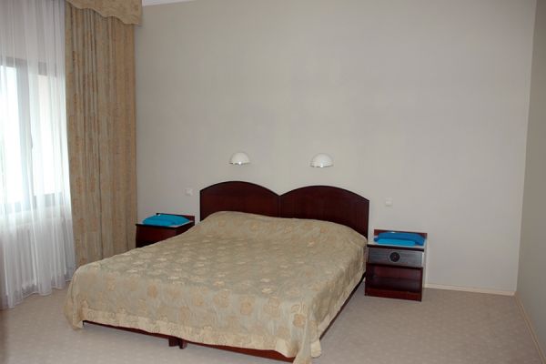 2m2k-pl-25E0300CD-F116-5F6E-59A6-BEE7C0364341.jpg