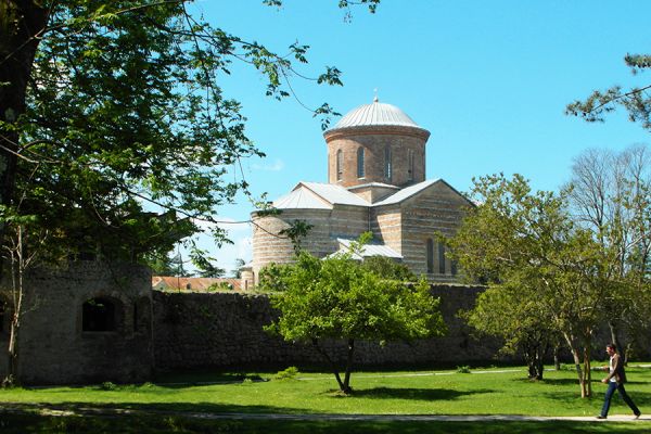pitsunda-10-vekE39A8EF9-9886-0D46-7769-148DF2D64CCC.jpg