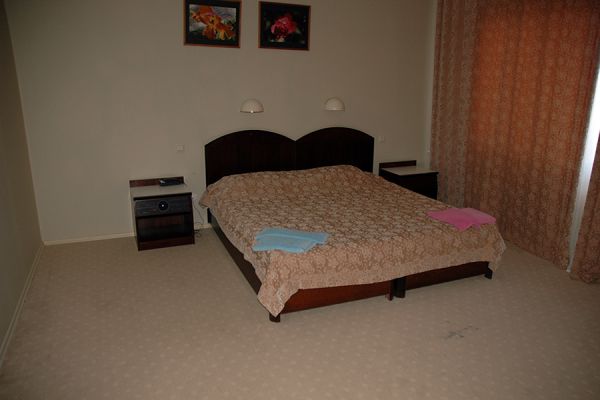 3m3k-ap-49BA95322-63A9-8A05-EABC-64C9EA7D1B74.jpg